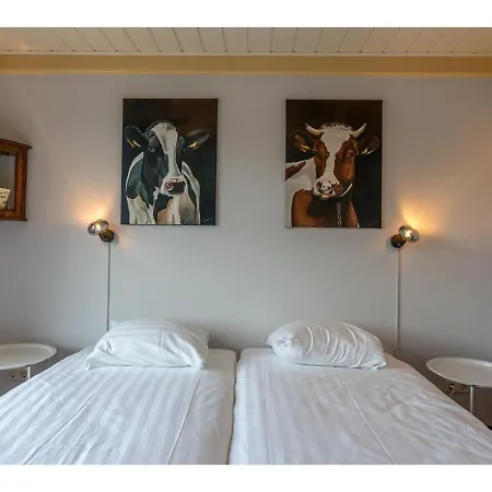 Attractive In Frisian