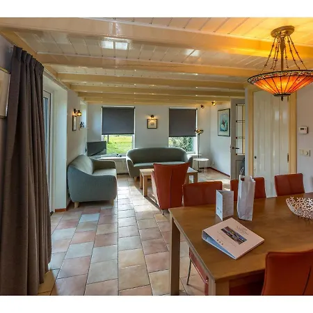 Attractive In Frisian